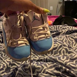 Toddler boy  low top Jordan’s